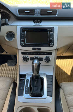 Купе Volkswagen CC / Passat CC 2013 в 