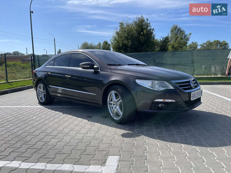 Купе Volkswagen CC / Passat CC 2010 в Вінниці