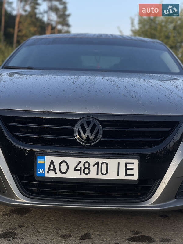 Купе Volkswagen CC / Passat CC 2010 в Калуше