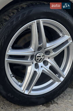 Купе Volkswagen CC / Passat CC 2010 в 