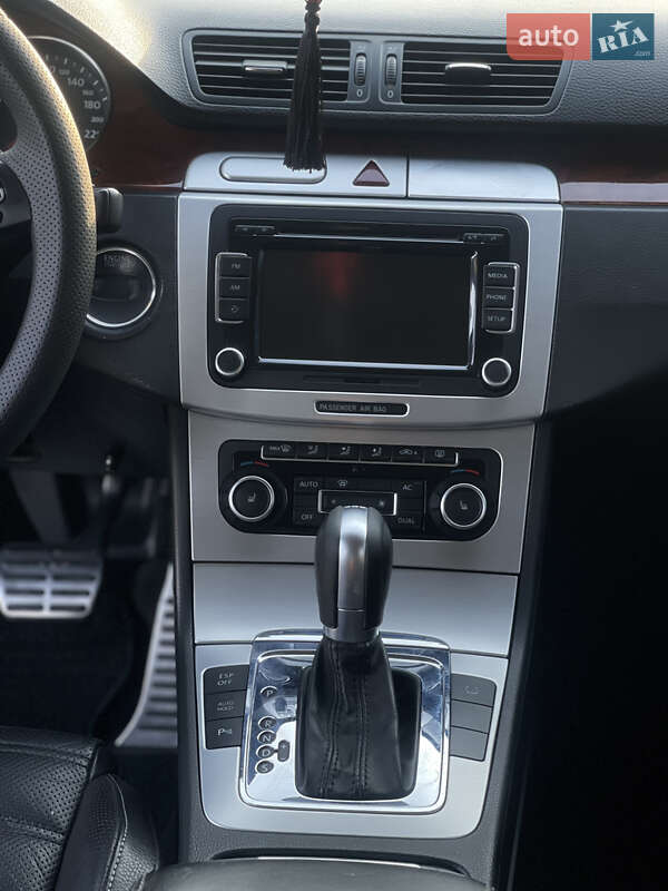 Купе Volkswagen CC / Passat CC 2010 в Калуше