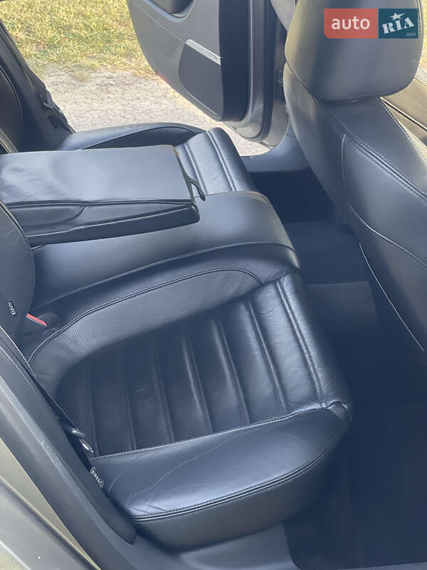 Купе Volkswagen CC / Passat CC 2010 в Калуше