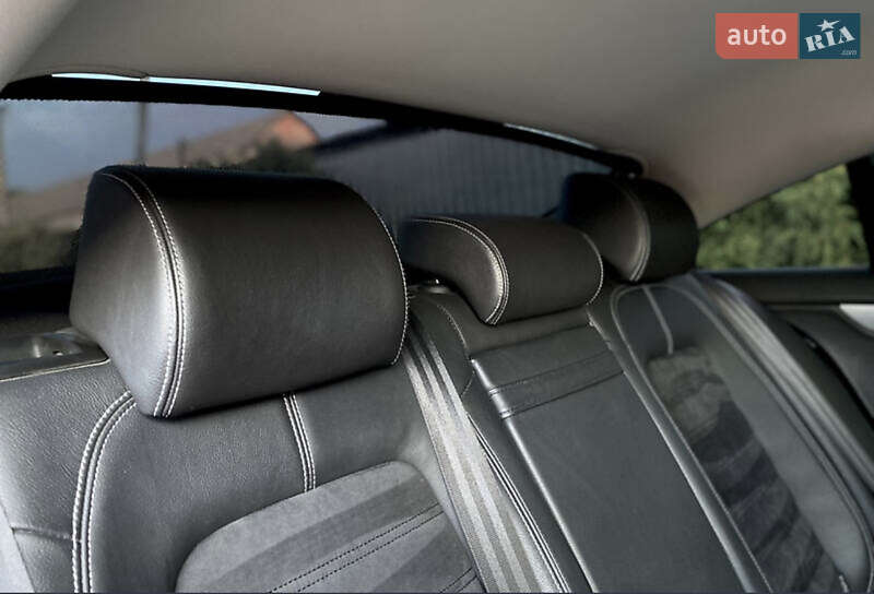Купе Volkswagen CC / Passat CC 2014 в Ужгороде