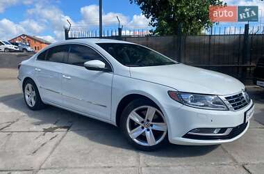 Купе Volkswagen CC / Passat CC 2015 в Киеве
