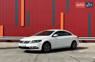 Купе Volkswagen CC / Passat CC 2015 в 