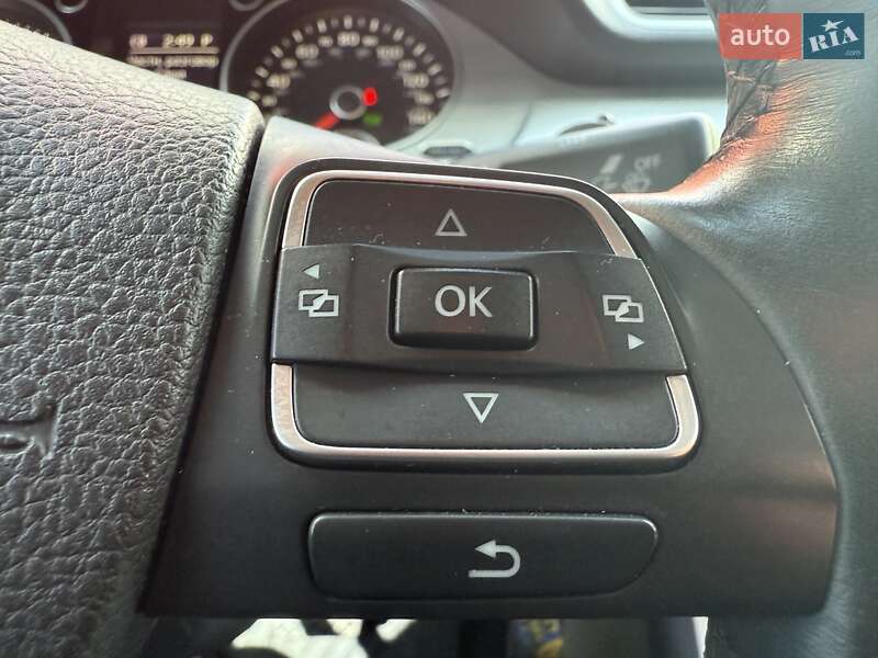 Купе Volkswagen CC / Passat CC 2015 в Киеве