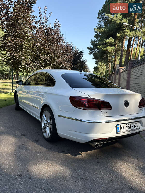 Купе Volkswagen CC / Passat CC 2014 в Киеве