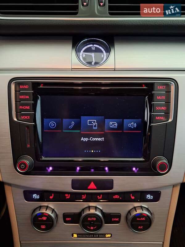 Купе Volkswagen CC / Passat CC 2013 в Киеве