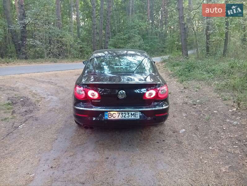 Купе Volkswagen CC / Passat CC 2008 в Обухове