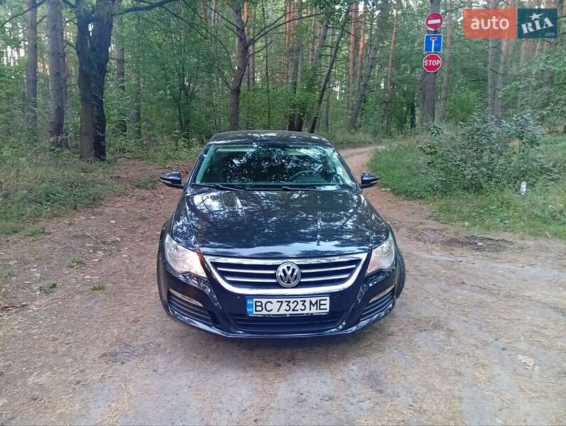 Купе Volkswagen CC / Passat CC 2008 в Обухове
