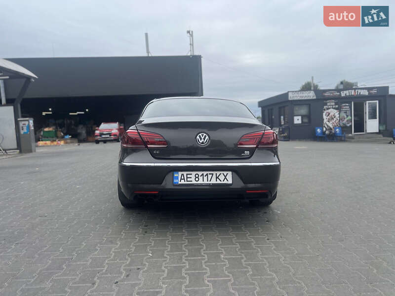 Купе Volkswagen CC / Passat CC 2012 в Киеве