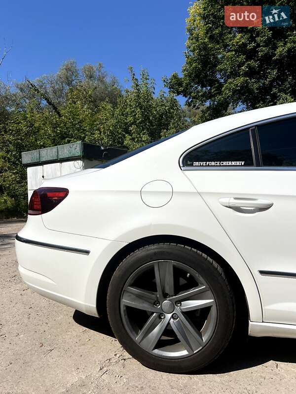 Купе Volkswagen CC / Passat CC 2016 в Чернігові