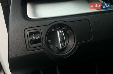 Купе Volkswagen CC / Passat CC 2011 в 