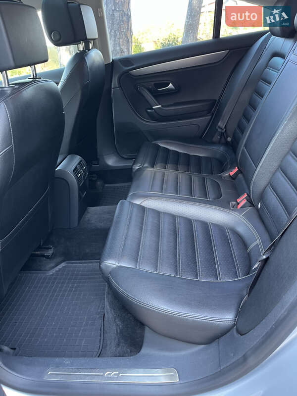 Купе Volkswagen CC / Passat CC 2012 в Виннице