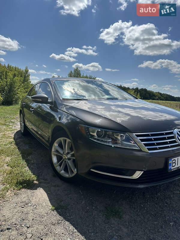 Купе Volkswagen CC / Passat CC 2016 в Лохвице