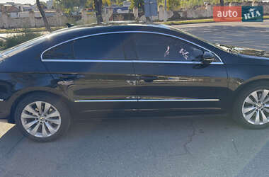 Купе Volkswagen CC / Passat CC 2010 в 
