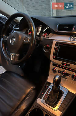 Купе Volkswagen CC / Passat CC 2012 в 