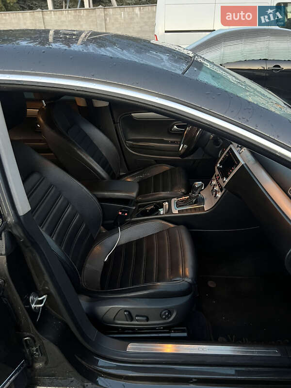 Купе Volkswagen CC / Passat CC 2012 в Каменке-Бугской