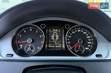 Купе Volkswagen CC / Passat CC 2012 в 