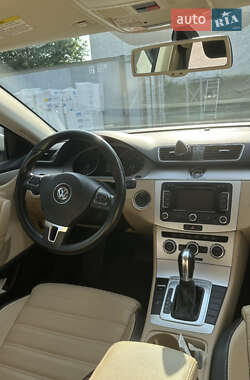 Купе Volkswagen CC / Passat CC 2013 в 