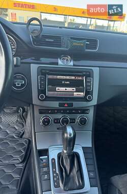 Купе Volkswagen CC / Passat CC 2012 в 