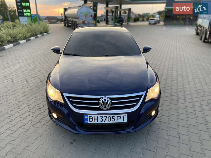 Купе Volkswagen CC / Passat CC 2010 в Хмельницком