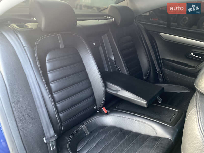 Купе Volkswagen CC / Passat CC 2010 в Хмельницком