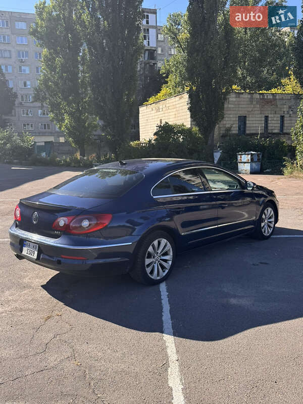 Купе Volkswagen CC / Passat CC 2010 в Києві