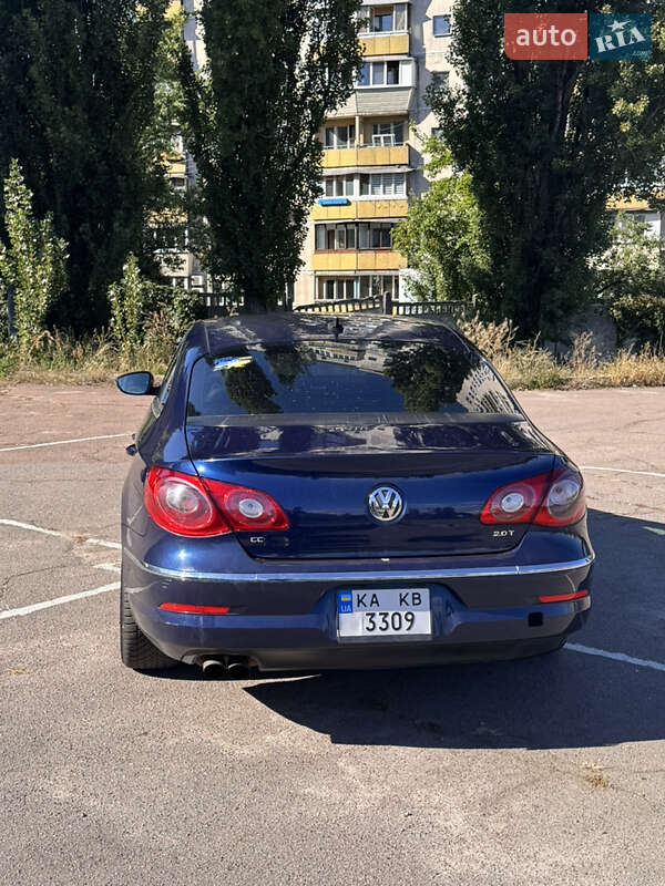 Купе Volkswagen CC / Passat CC 2010 в Києві