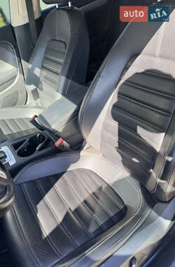 Купе Volkswagen CC / Passat CC 2015 в 