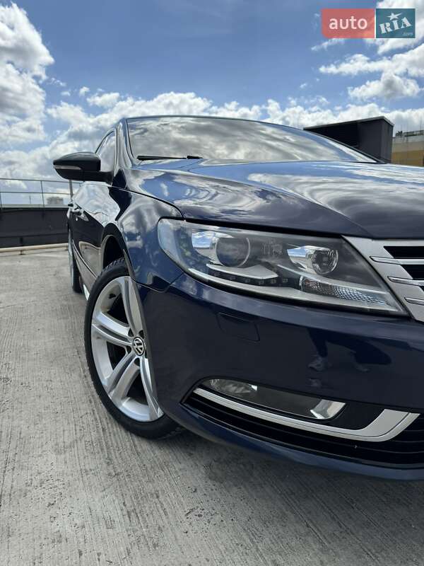 Купе Volkswagen CC / Passat CC 2014 в Киеве