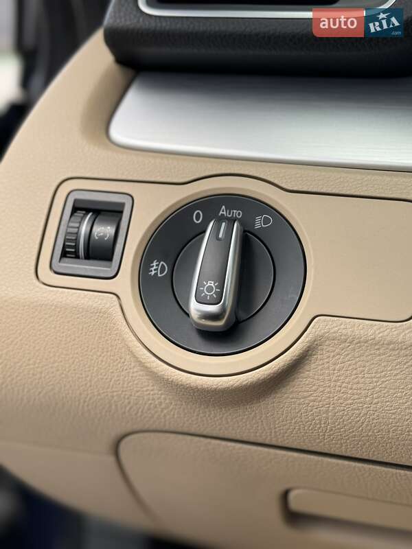Купе Volkswagen CC / Passat CC 2014 в Киеве
