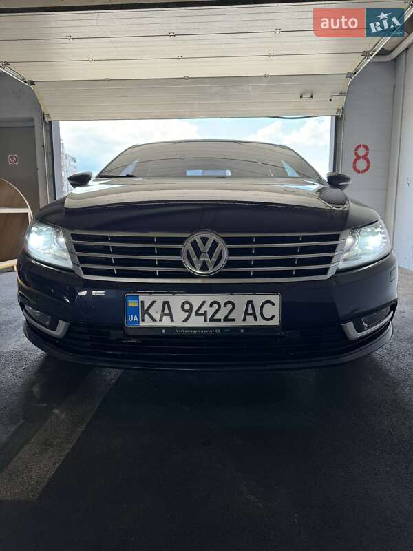 Купе Volkswagen CC / Passat CC 2014 в Киеве