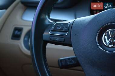 Купе Volkswagen CC / Passat CC 2014 в 
