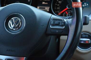 Купе Volkswagen CC / Passat CC 2014 в 