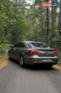 Купе Volkswagen CC / Passat CC 2012 в 