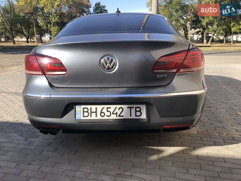 Купе Volkswagen CC / Passat CC 2012 в Николаеве