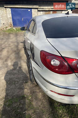 Купе Volkswagen CC / Passat CC 2010 в 