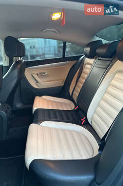 Купе Volkswagen CC / Passat CC 2015 в 