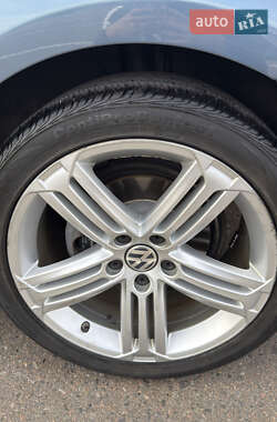 Купе Volkswagen CC / Passat CC 2016 в 