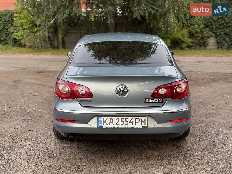 Купе Volkswagen CC / Passat CC 2010 в Василькові