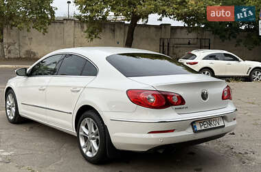 Купе Volkswagen CC / Passat CC 2011 в 