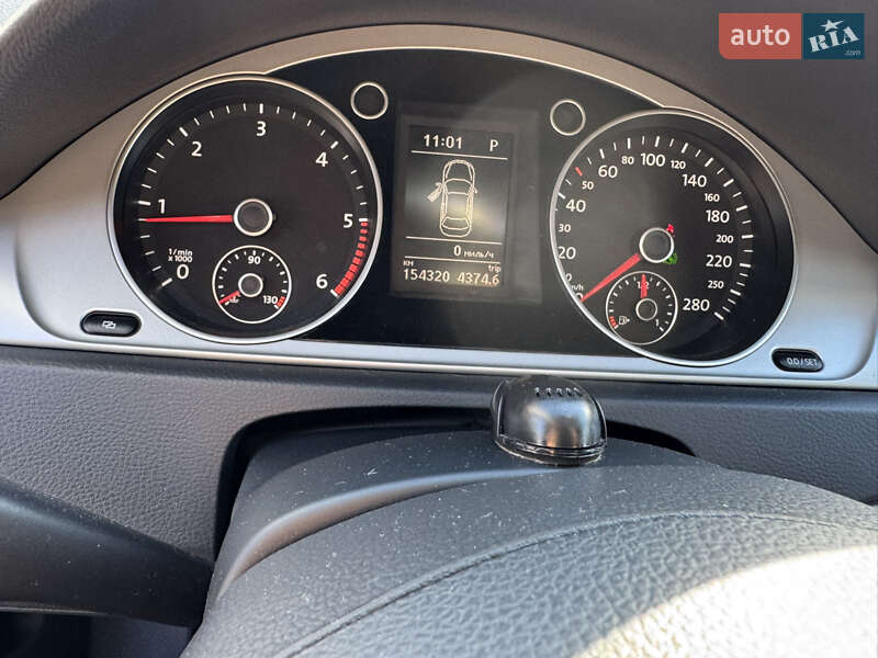 Купе Volkswagen CC / Passat CC 2011 в Киеве