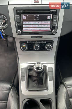 Купе Volkswagen CC / Passat CC 2010 в 