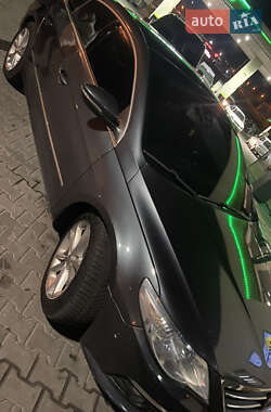 Купе Volkswagen CC / Passat CC 2009 в 
