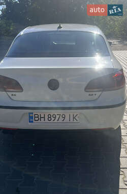 Купе Volkswagen CC / Passat CC 2014 в 