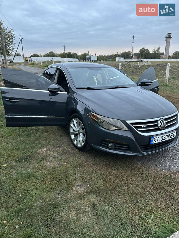 Купе Volkswagen CC / Passat CC 2012 в Полтаві