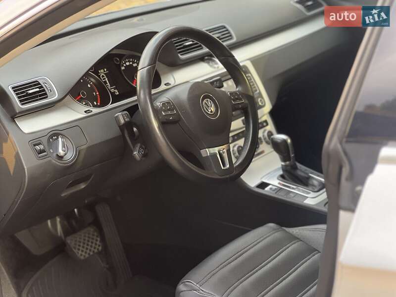 Купе Volkswagen CC / Passat CC 2012 в Сарате