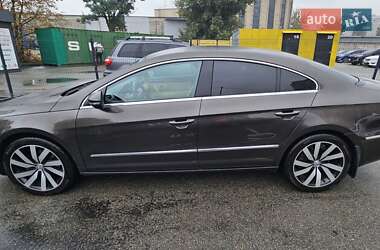 Купе Volkswagen CC / Passat CC 2012 в 