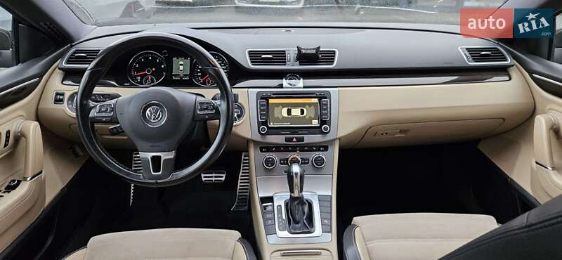 Купе Volkswagen CC / Passat CC 2012 в Києві